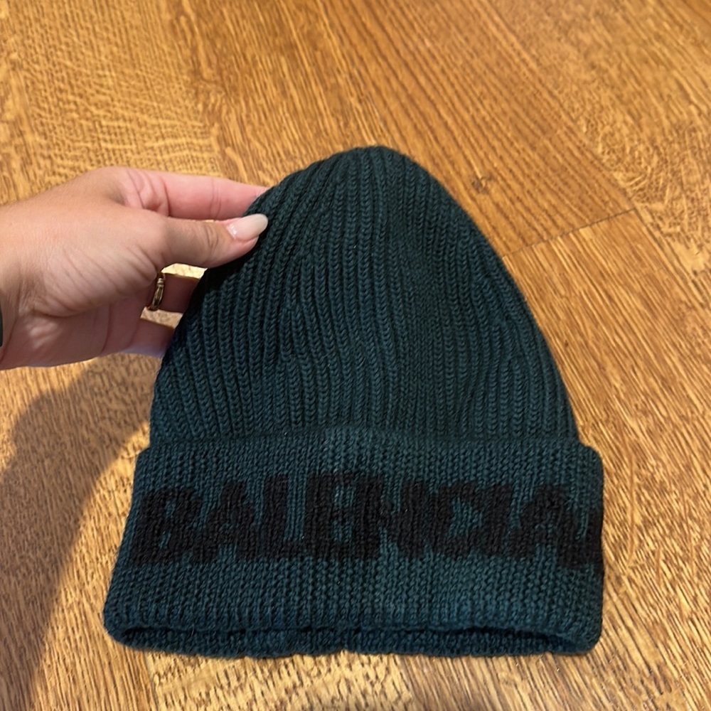 Balenciaga beanie NWOT - Picture 2 of 4